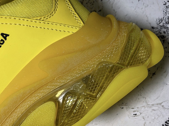 blcg sneaker triple.s.gomma yellow air cushion 541624 w09oh 1298