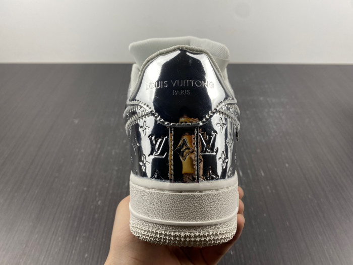 l0vt nike air force 1