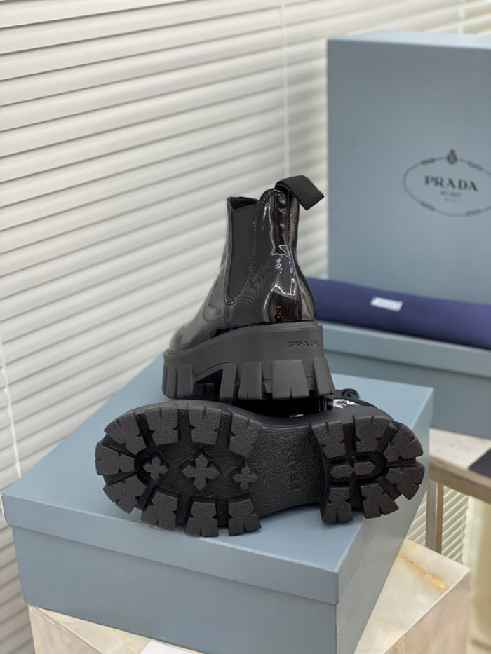 pra_da boots