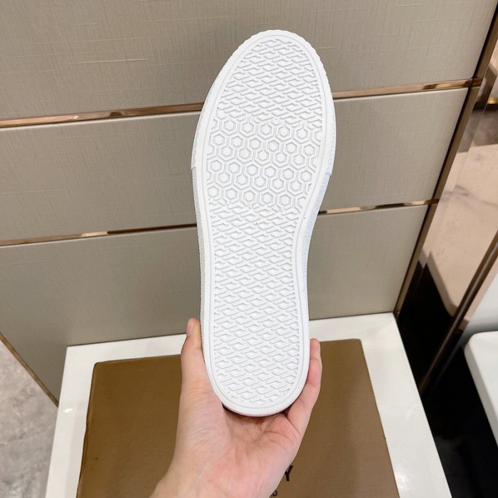 bur  sneaker