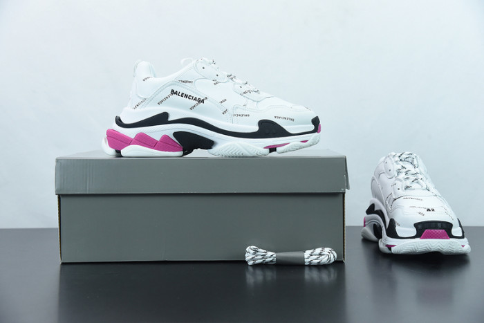 blcg sneaker triple.s.