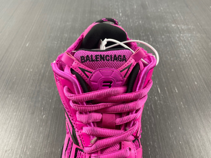 Ba*len*cia*ga -runner