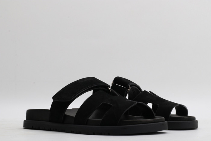 herm*s  slippers