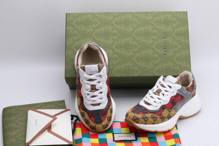 G*u*i sneaker