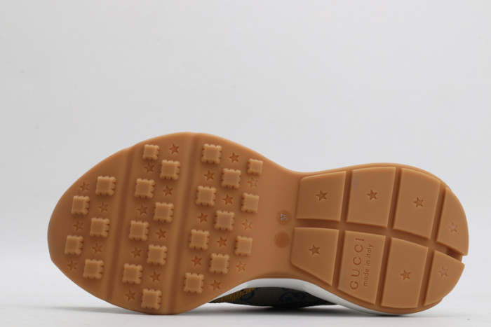 G*u*i sneaker