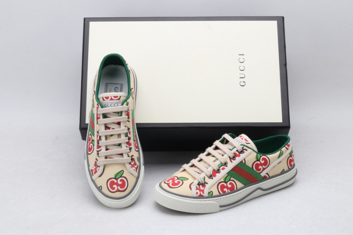 G*u*i  sneaker