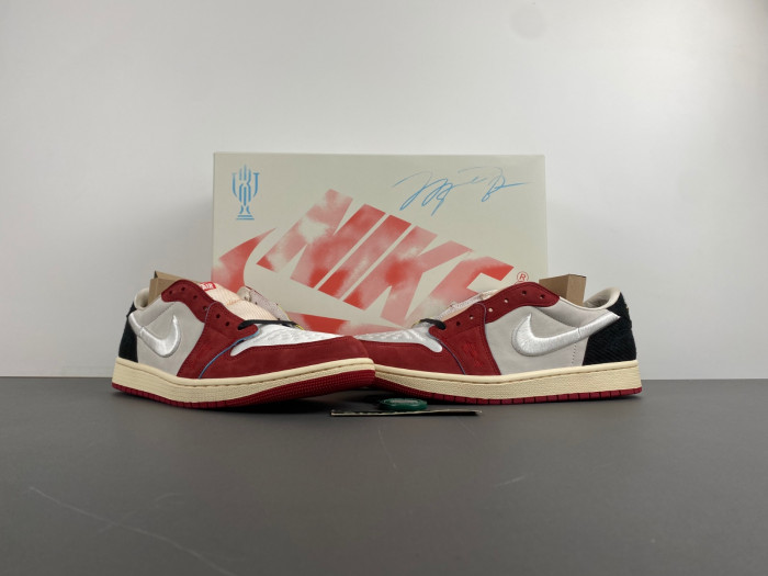 trophy room x air jordan 1 low og "home" hv6157-100