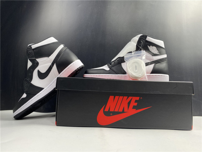 air jordan 1 retro black white (2014) 555088-010