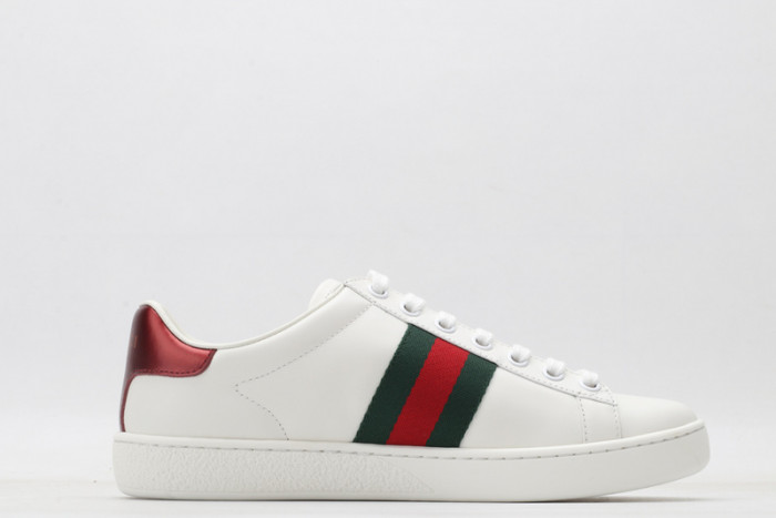 G*u*i ace embroidered low-top sneaker 611377d0pe09064