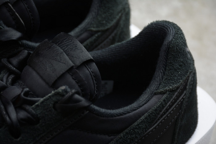 sacai x nike l0vtd waffle daybreak black white bv0073-002