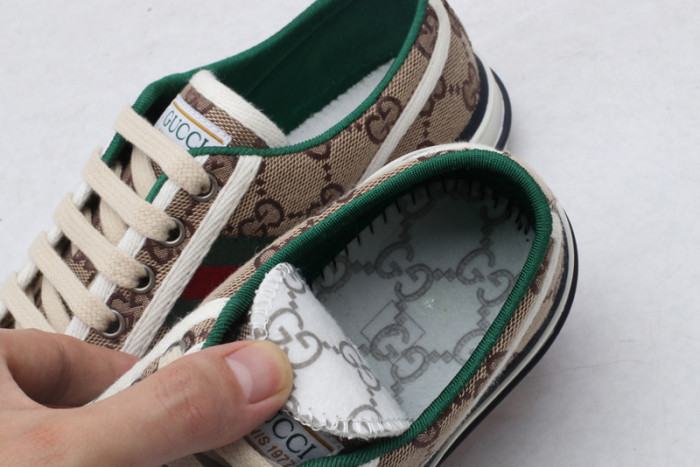 G*u*i rhyton sneaker