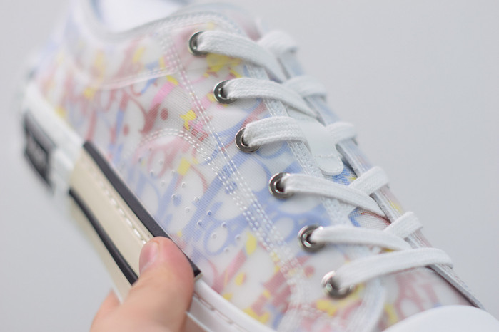 d10r b23 oblique low top sneaker