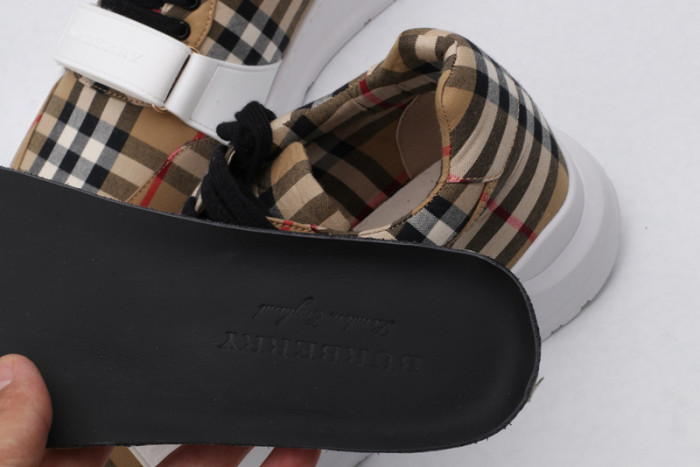 bur  sneaker