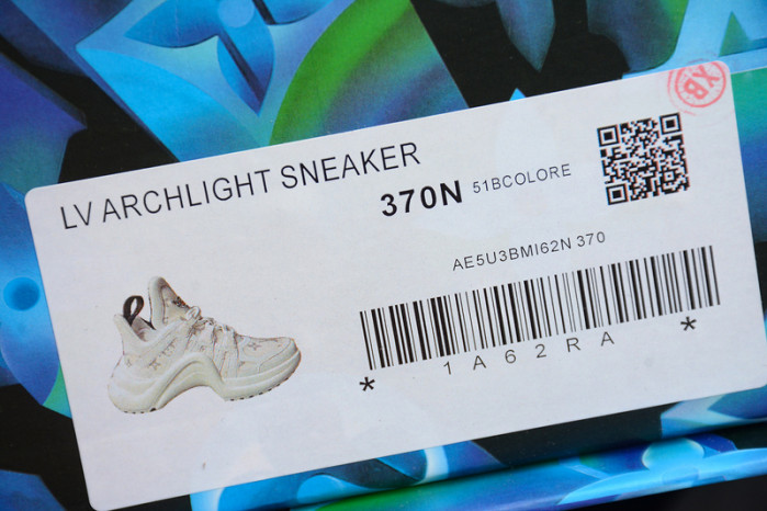 l0vt sneaker