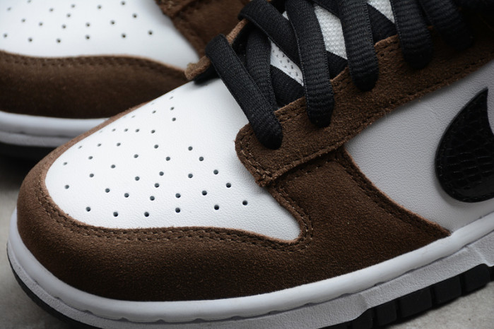 nike sb dunk low white black trail end brown 304292-102