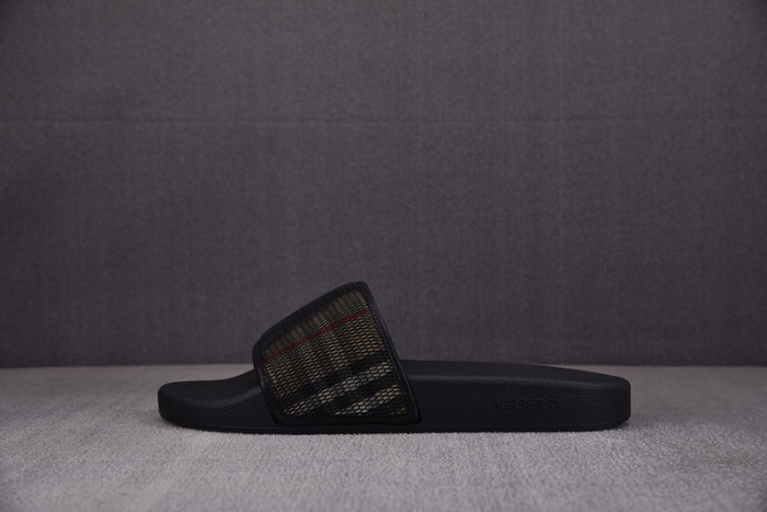 bur_berry slippers