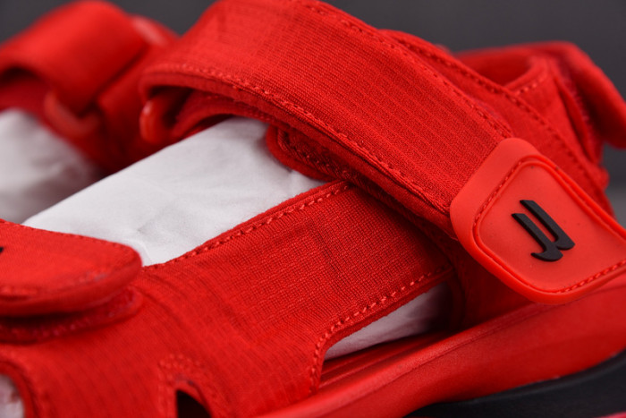 blcg sandals