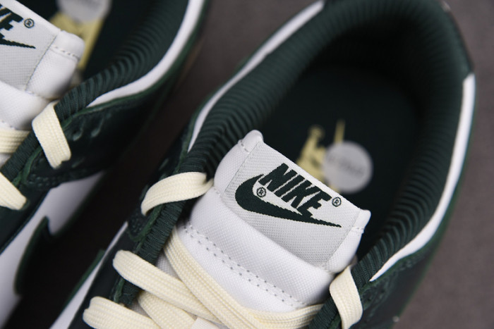 nike dunk low vintage green- dq8580-100