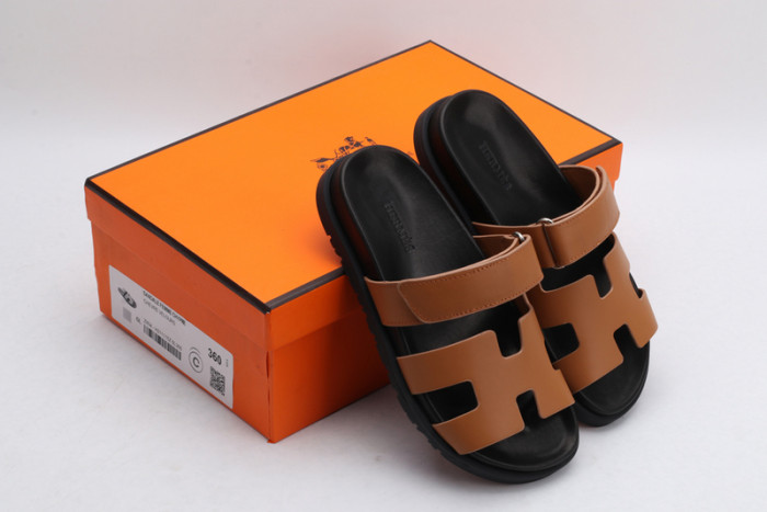 herm*s  slippers