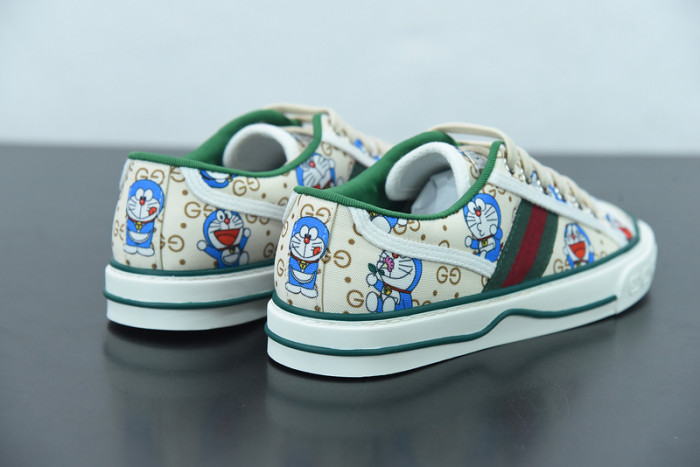 G*u*i sneaker