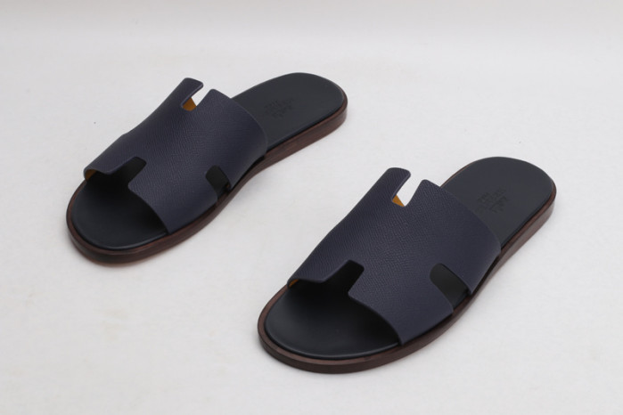 herm*s  slippers