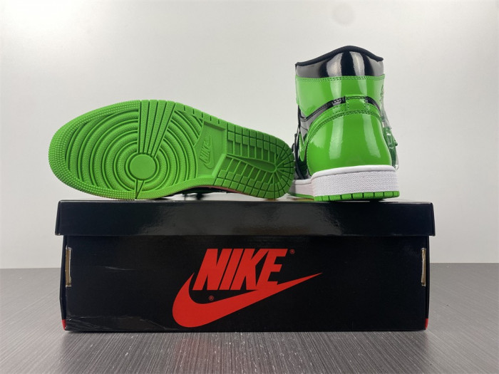 air jordan 1 high og “pine green”  patent leather555088-030