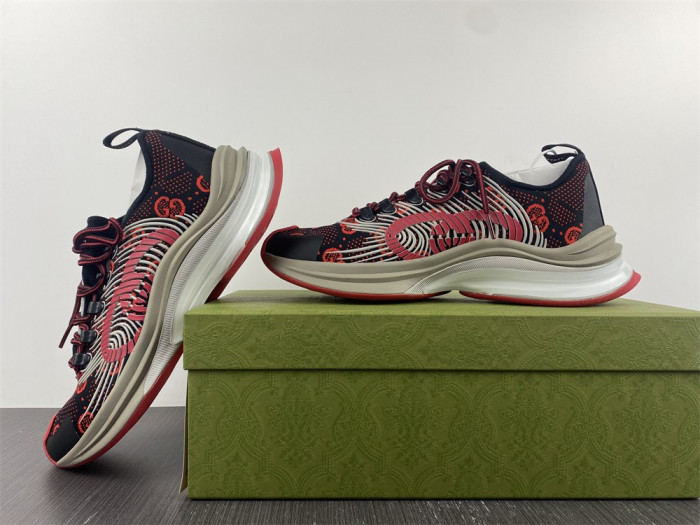 G*u*i sneaker