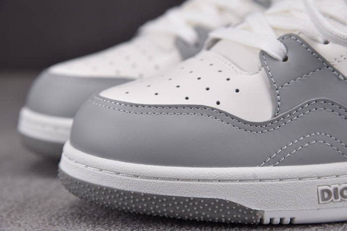 d10r b57 sneaker
