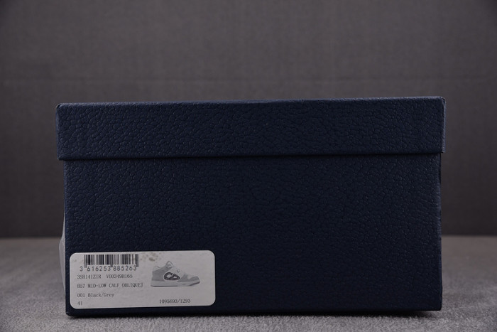 d10r b57 sneaker