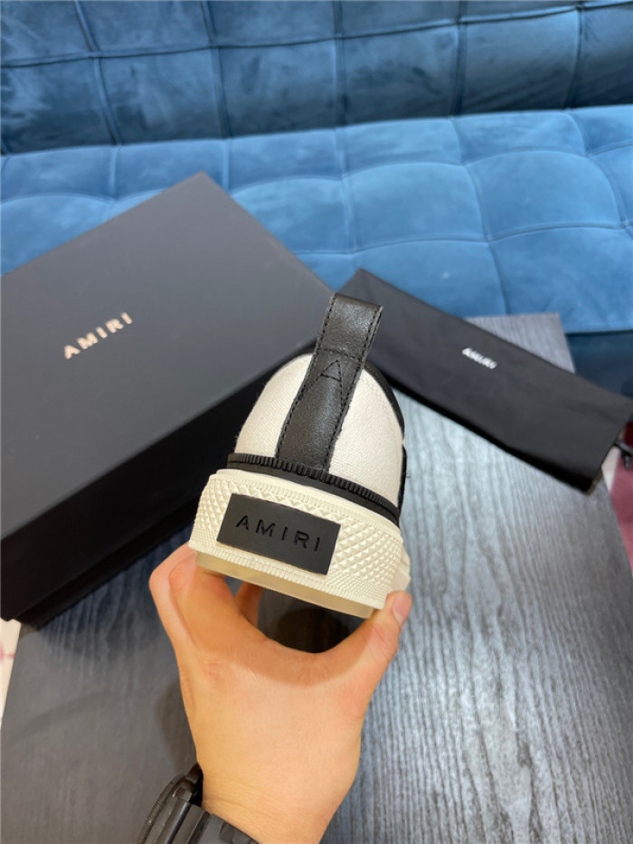 a*iri low sneakers