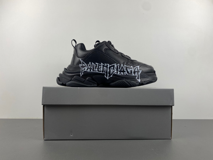 blcg sneaker triple.s.