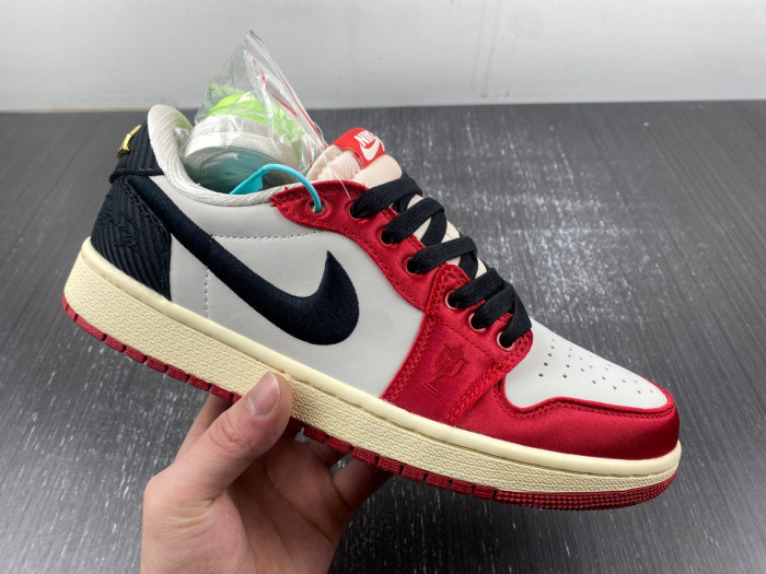 trophy room x air jordan 1 low og “home”  fn0432-100
