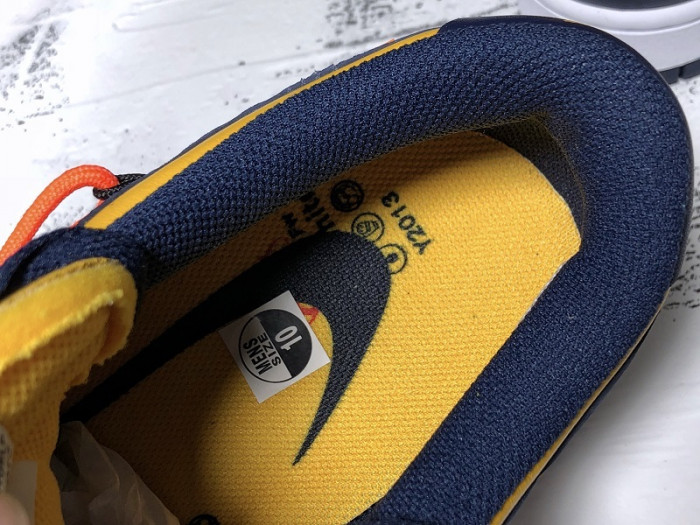 nike dunk low ofw michigan ct0856-700