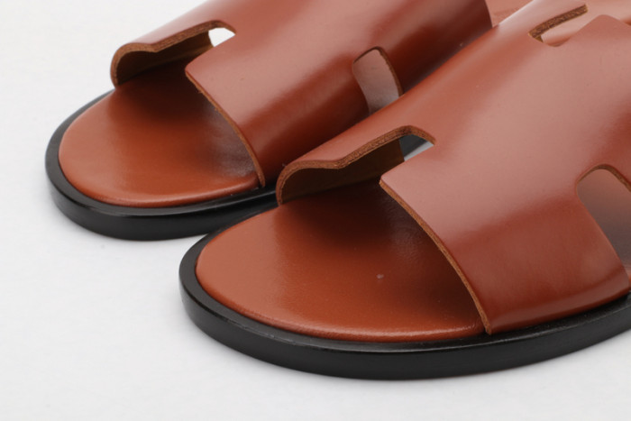 herm*s  slippers