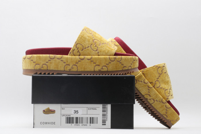 G*u*i slippers
