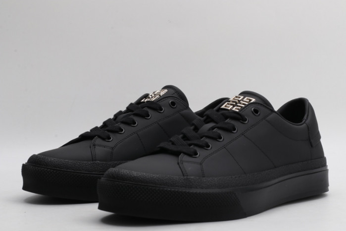 gi_venchy sneaker