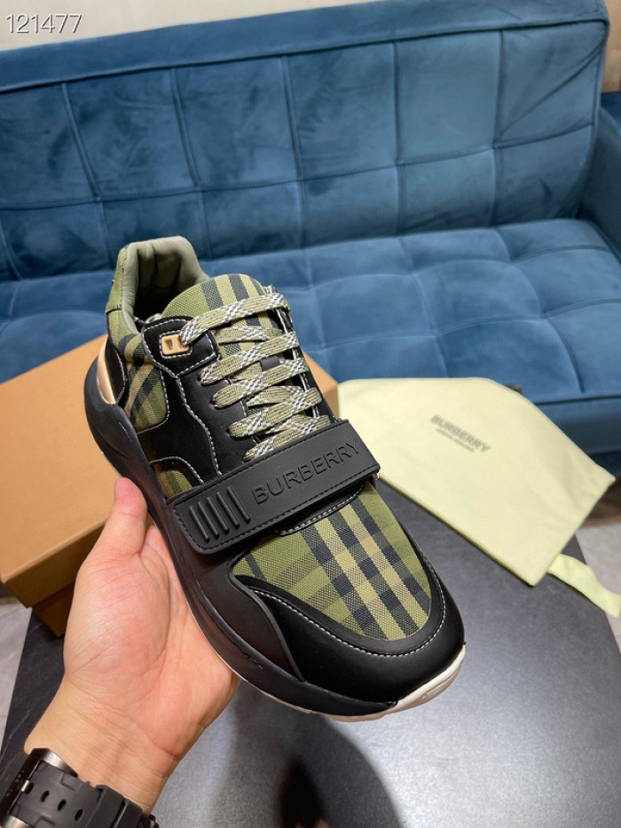 bur  sneaker