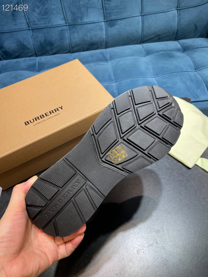 bur  sneaker
