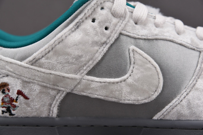 nike wmns dunk low 